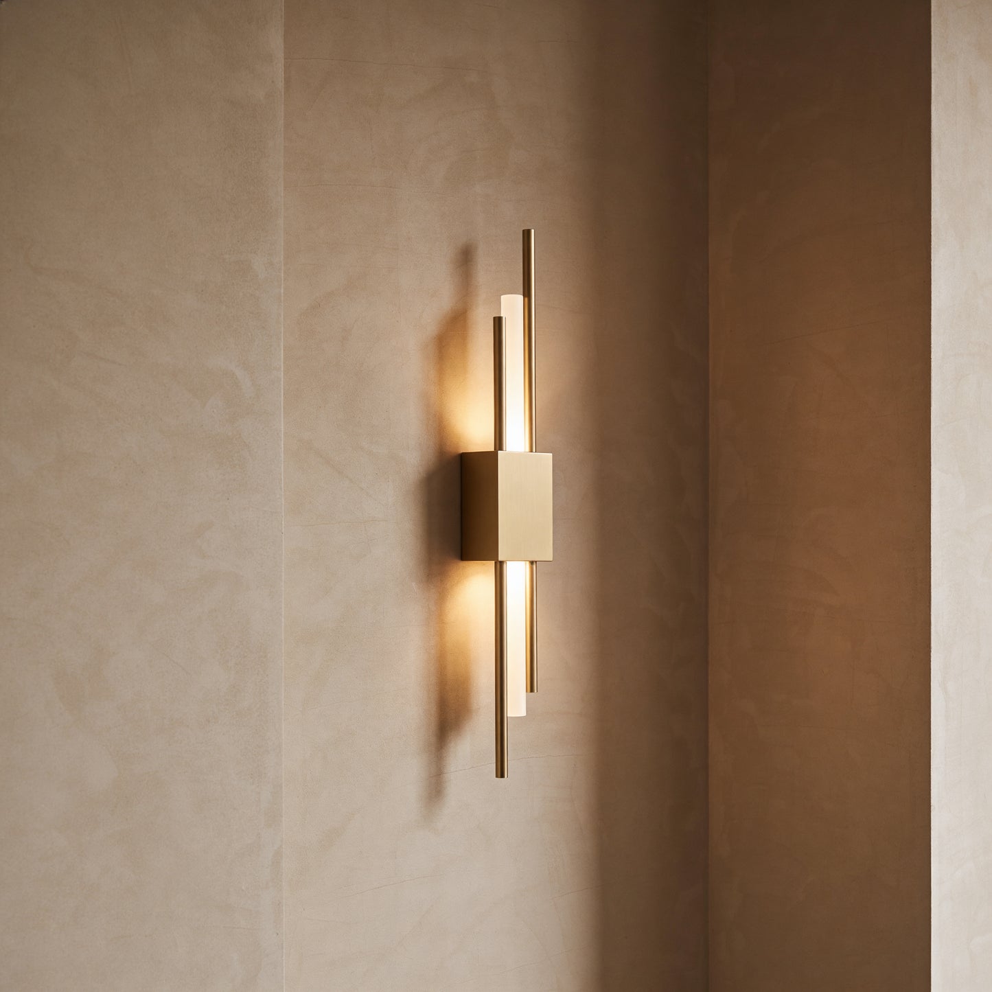 Wandleuchte Gold 40cm 4 Röhren LED